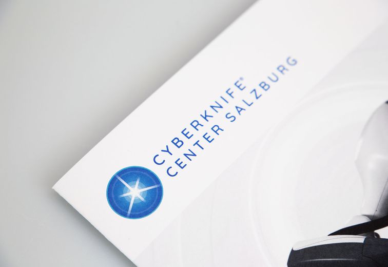 Logo-Design für Cyberknife Center Salzburg