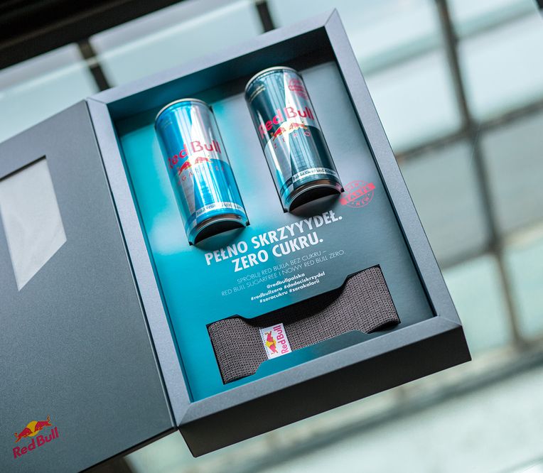 Red Bull Zero Sugar Box geöffnet