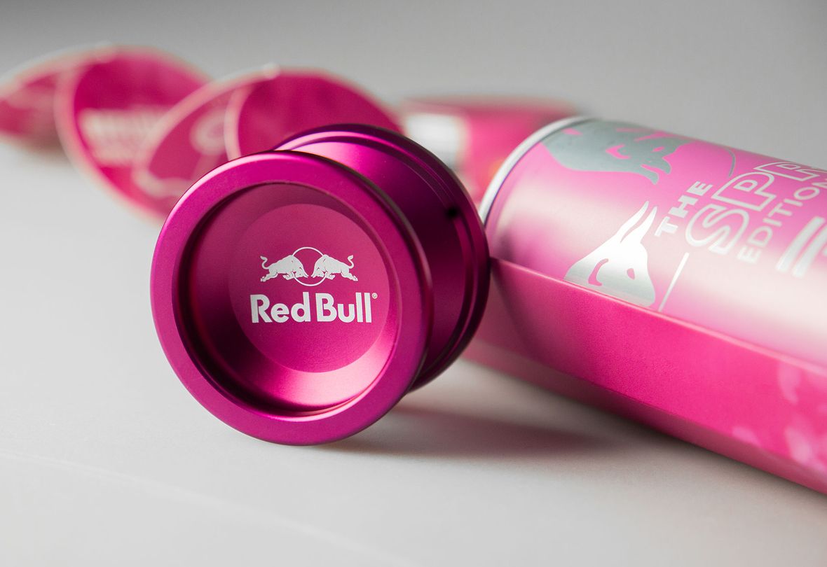 Verpackung und enthaltenes Yoyo der Red Bull Summer Edition 2024