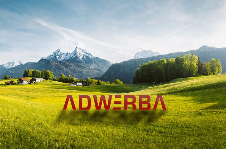 ADWERBA Logo in Berglandschaft platziert